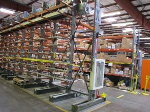 LOT ASSORTED ROUND BAR, SEAMLESS TYPE PIPE, TUBE, CONDUIT, WEATHER STRIP, ETC. (W-50) LOADING & HANDLING FEE $25-